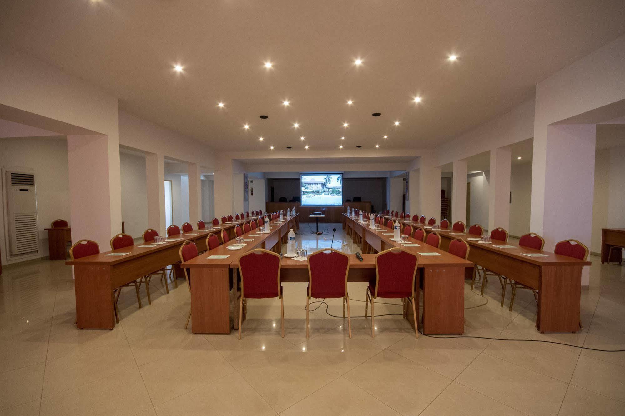 Ngor Diarama Hotel Dakar Luaran gambar